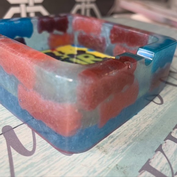 Sour Patch Kids Ashtray - Picture 5 of 5